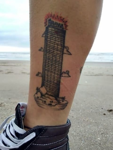 Una fotógrafa busca personas con tatuajes alusivos a Mar del Plata para un original proyecto artístico